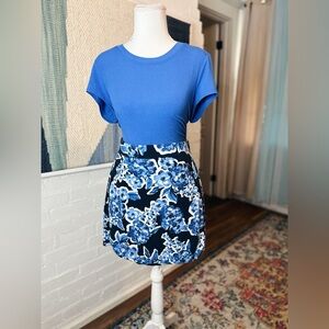 Jones New York Blue Floral Skirt with Bike Shorts/Skort